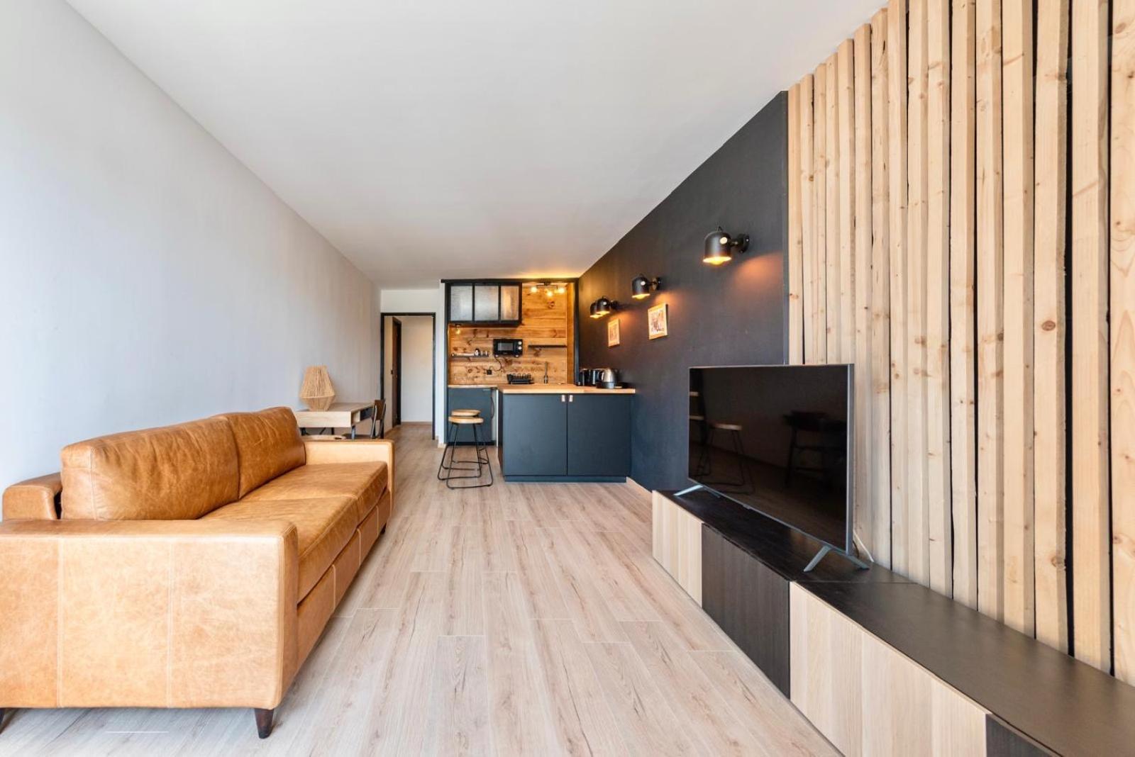 Studio Au Port De Sanary Екстериор снимка